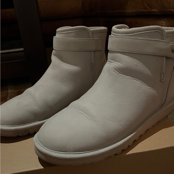 UGG Rella Frosted Gray - Picture 2 of 5